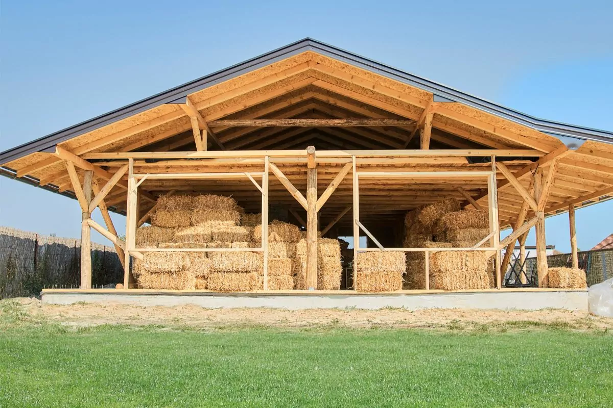 How To Build A Small Straw Bale House